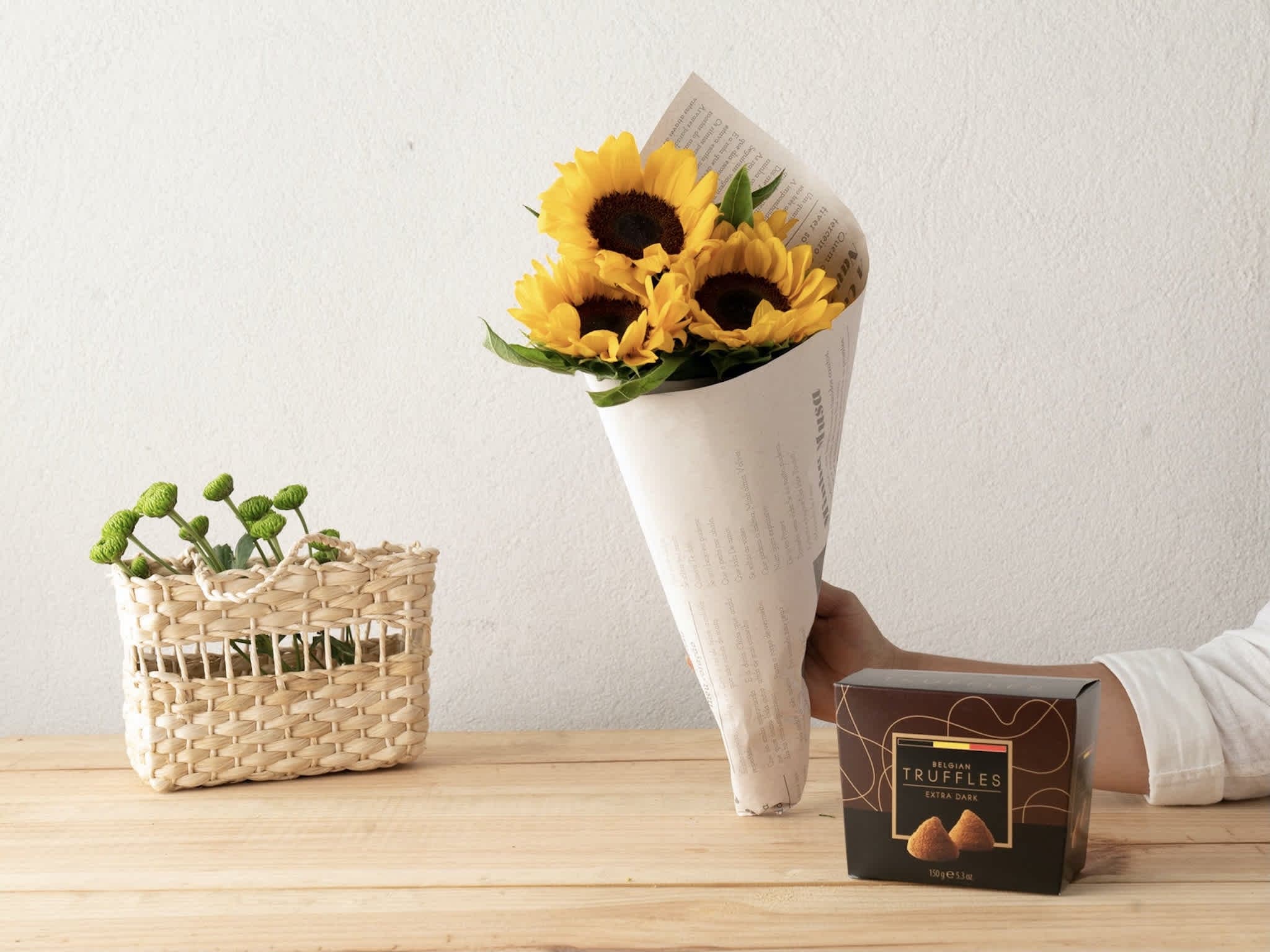 Notícias de Um Girassol e Trufas Belgas Para Entrega — Notícias de Um Girassol e Trufas Belgas Para Entrega