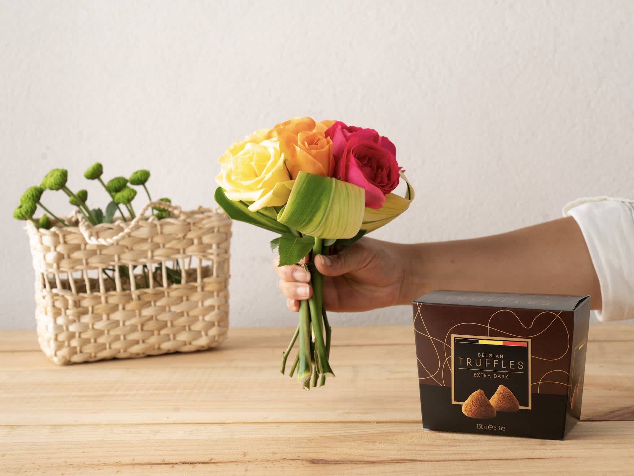 Beleza Colorida e Trufas Belgas Para Entrega — Beleza Colorida e Trufas Belgas Para Entrega